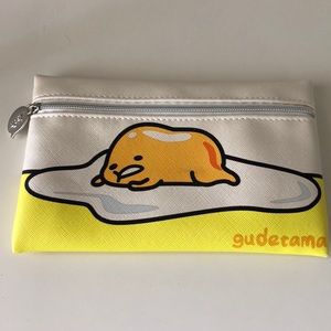 Cosmetic bag